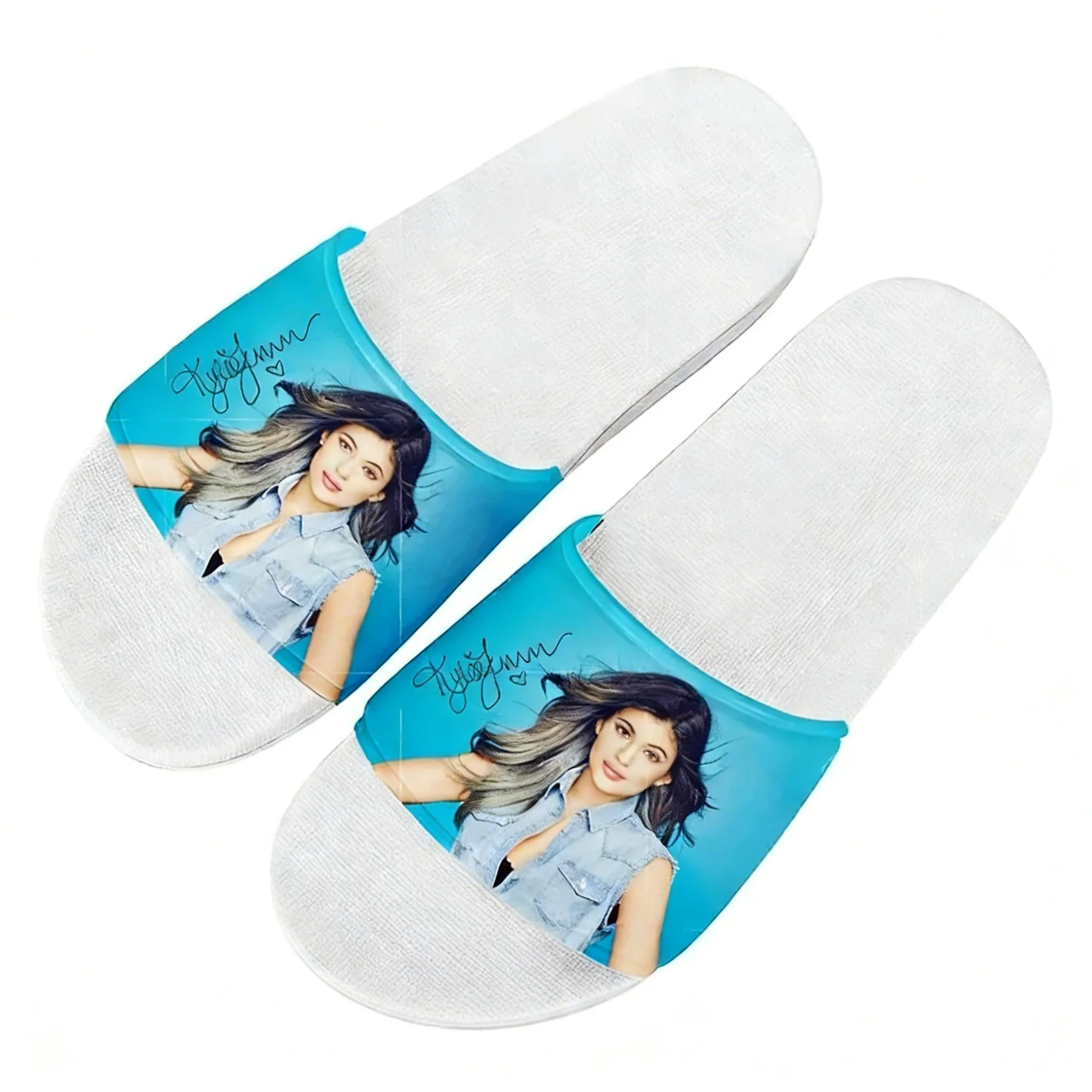 Kylie Jenner Slippers Home Wat - đánh giá và giá Men Shoes Models