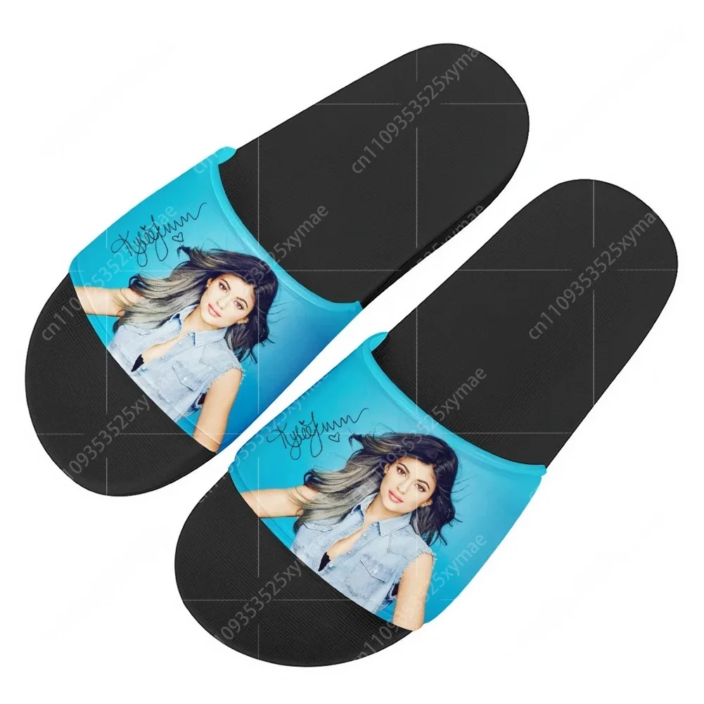 Kylie Jenner Slippers Home Wat - đánh giá và giá Men Shoes Models