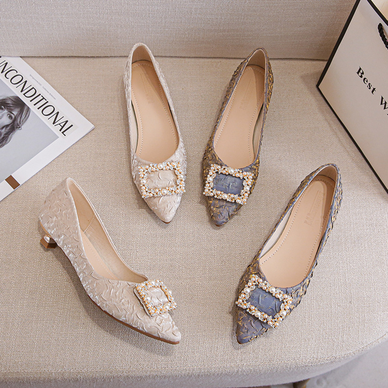 Ivory Textured Satin Pointed T - đánh giá và giá Dress Shoe Pointed